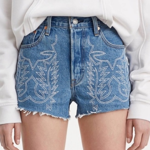 Levi's Pants - Levis high waisted embroidered western denim short